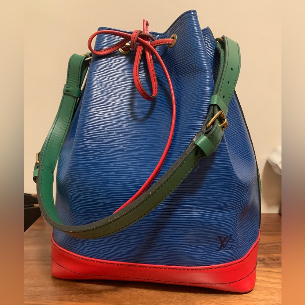 Louis Vuitton Multicolor Epi Leather Noe Shoulder Bag